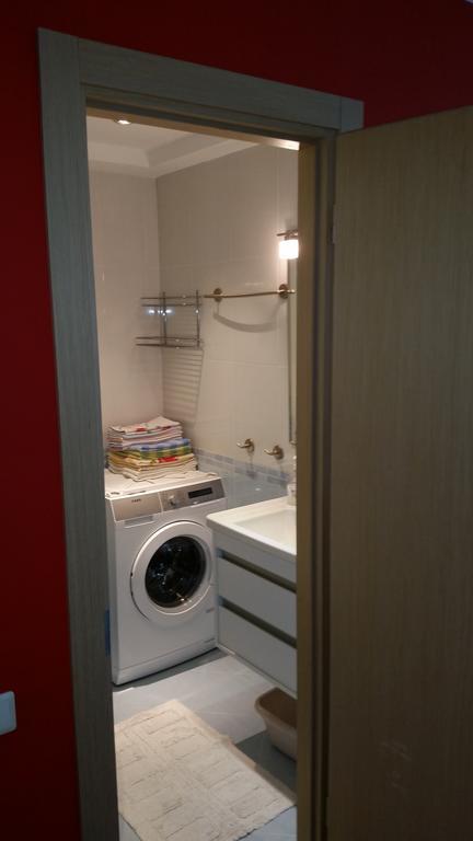 Family Apartment Nida Luaran gambar