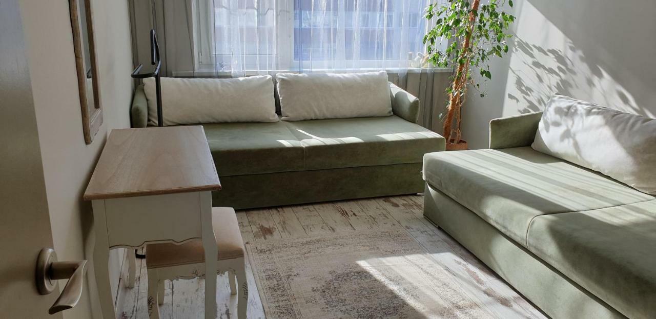 Family Apartment Nida Luaran gambar